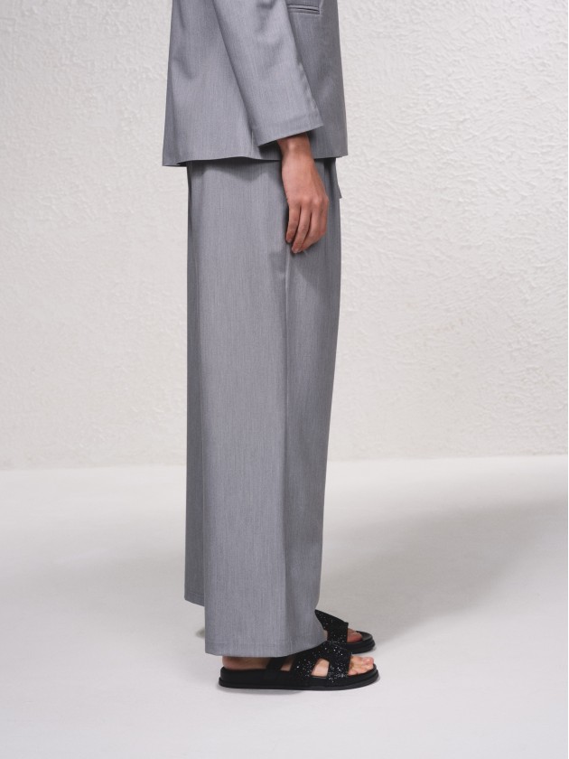 Calas wide leg com atilho