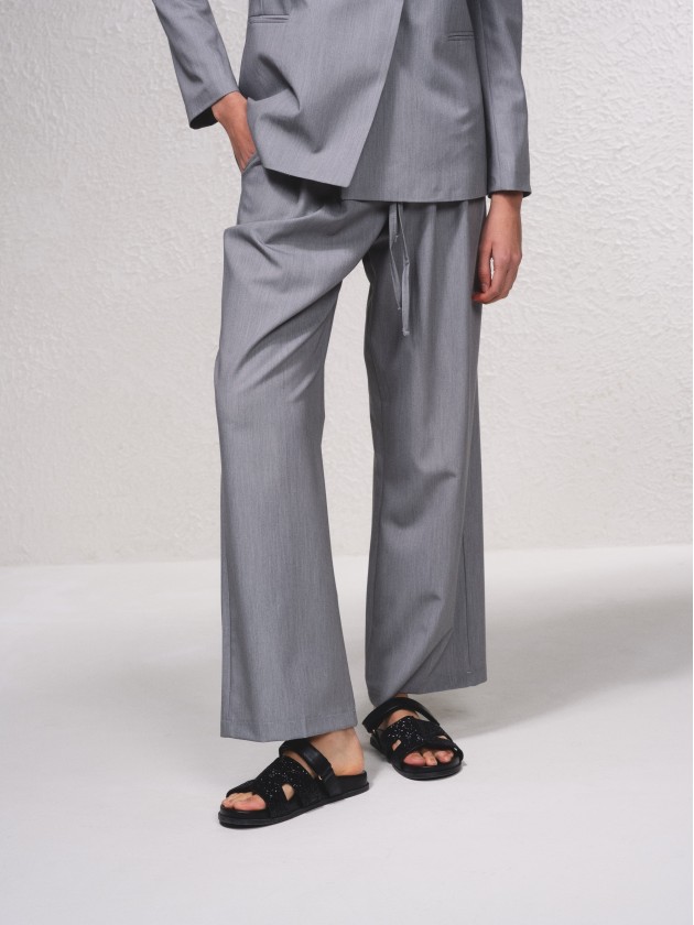 Calas wide leg com atilho