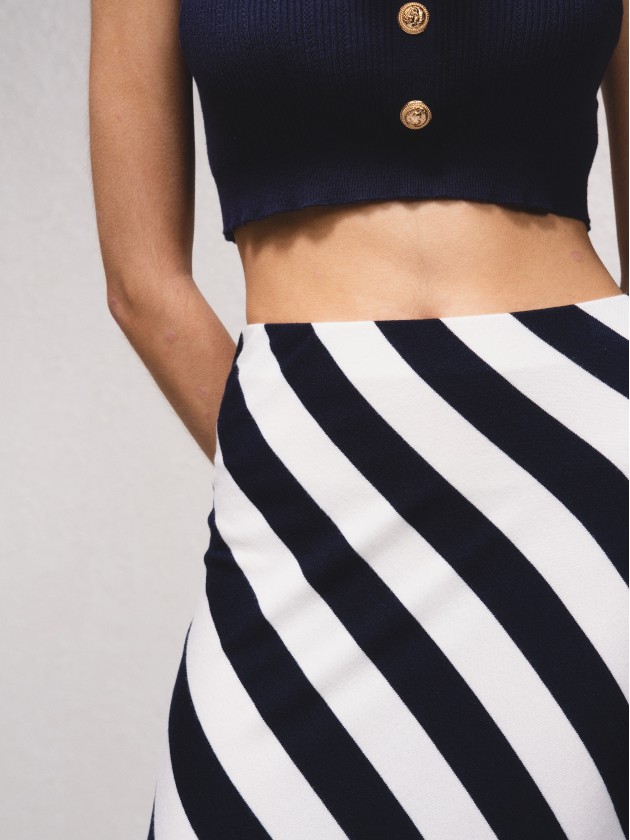 Saia midi com estampado riscas