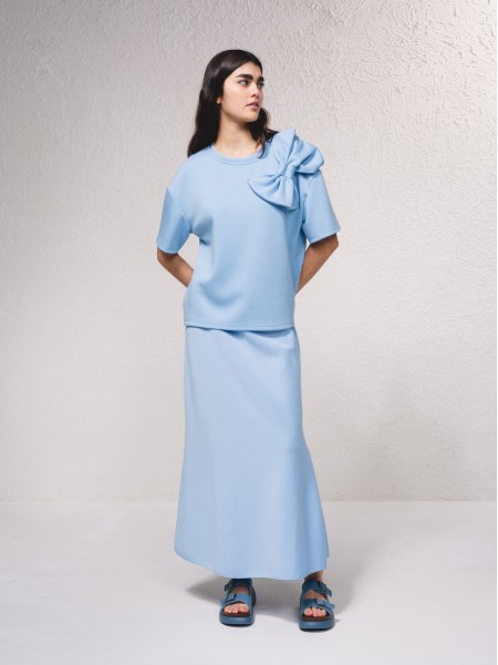 Saia midi com volume