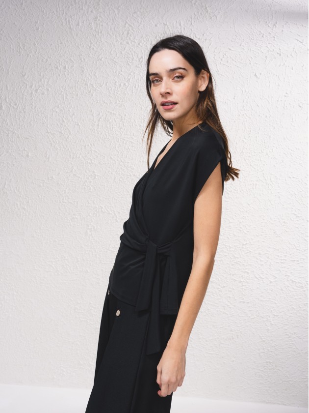 Blouse croise avec noeud