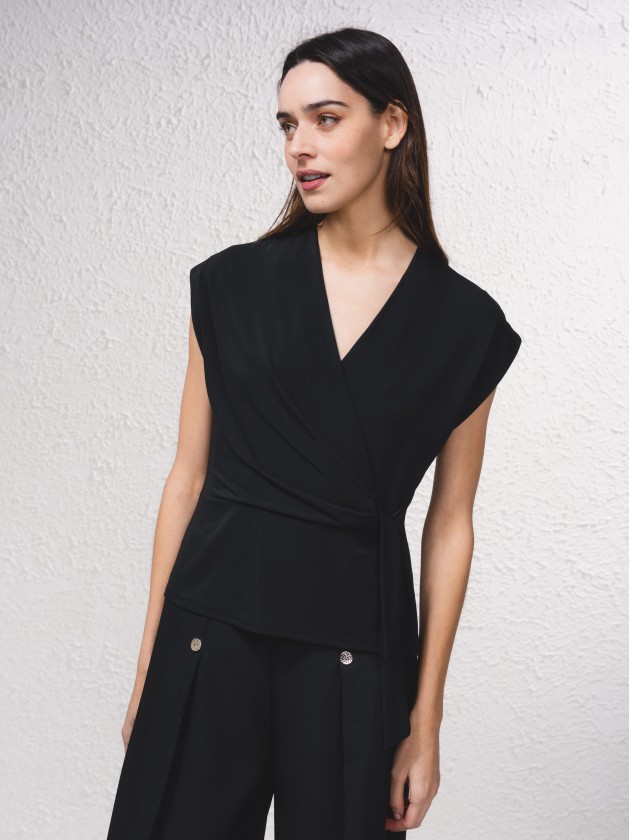 Blouse croise avec noeud