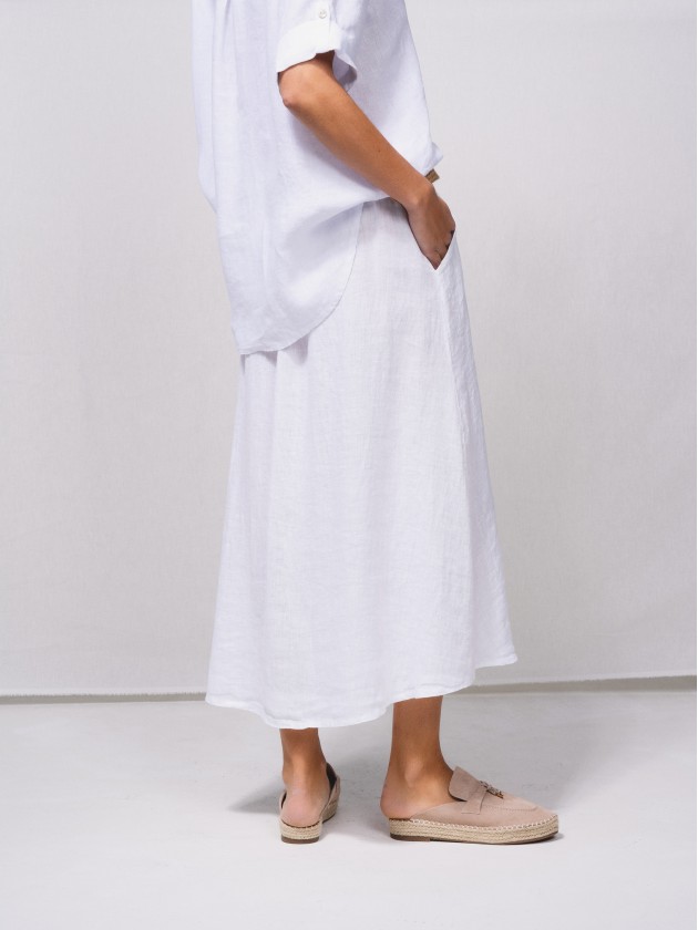Saia midi linho com botes