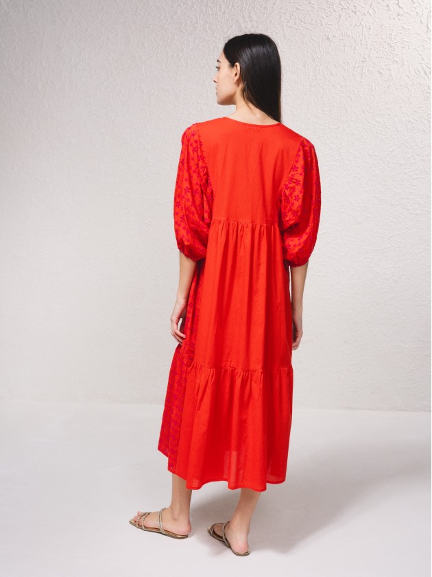 Vestido midi em bordado ingls