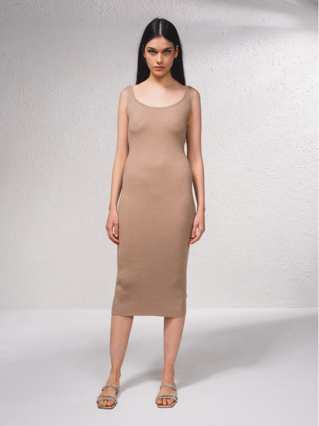 Vestido em malha canelada metalizado