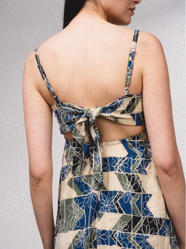 Vestido midi com estampado
