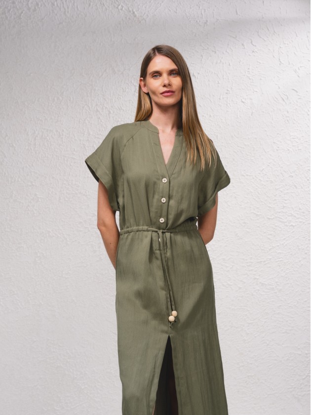 Robe chemise avec cordon de serrage  la taille