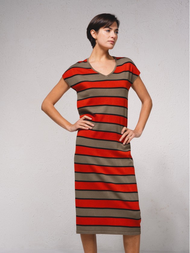 Vestido midi s riscas