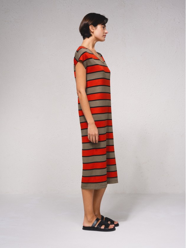 Vestido midi s riscas