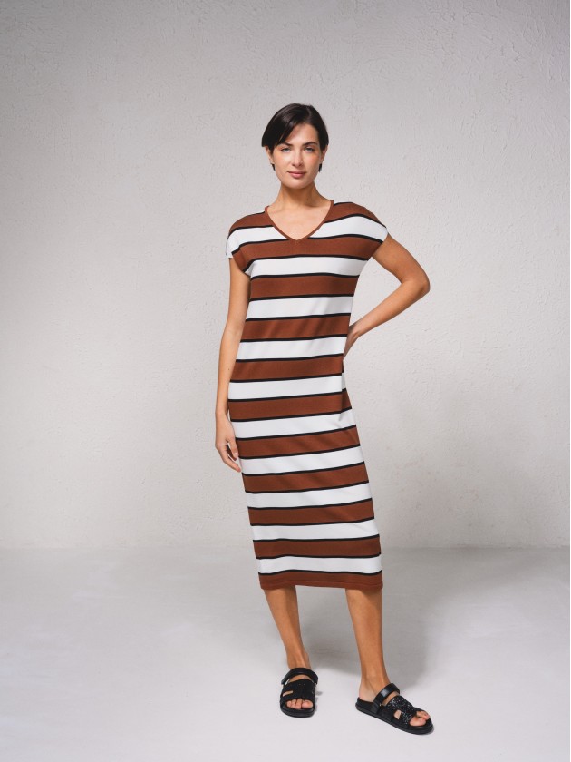 Vestido midi s riscas