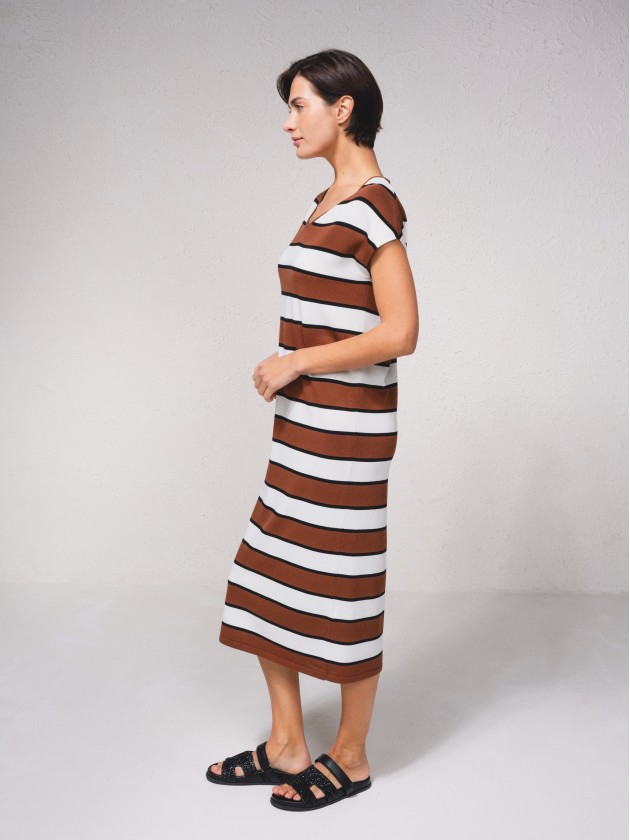 Vestido midi s riscas