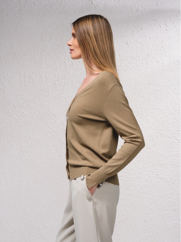 Cardigan em malha fina