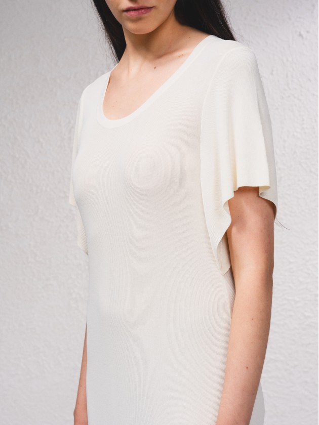 Vestido midi em malha canelada