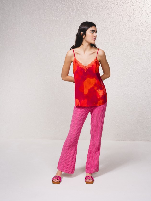 Top estampado com renda