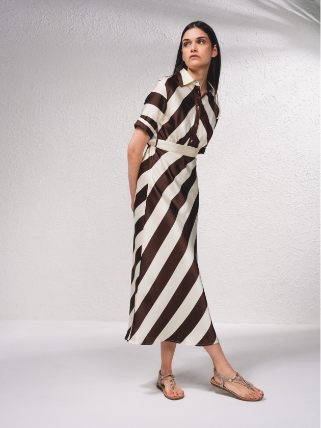 Vestido s riscas em contraste