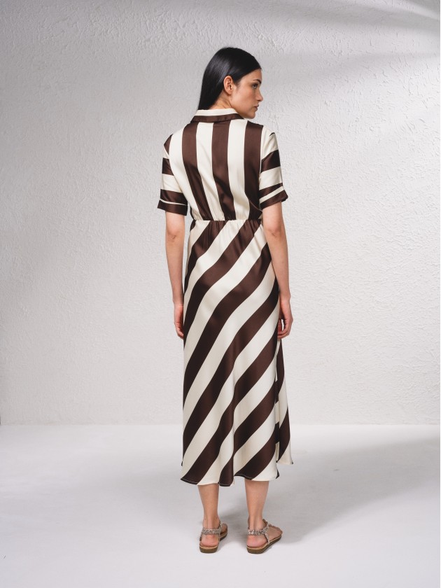 Vestido s riscas em contraste