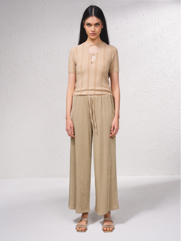 Top em lurex com aberturas  frente