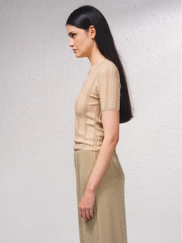 Top em lurex com aberturas  frente