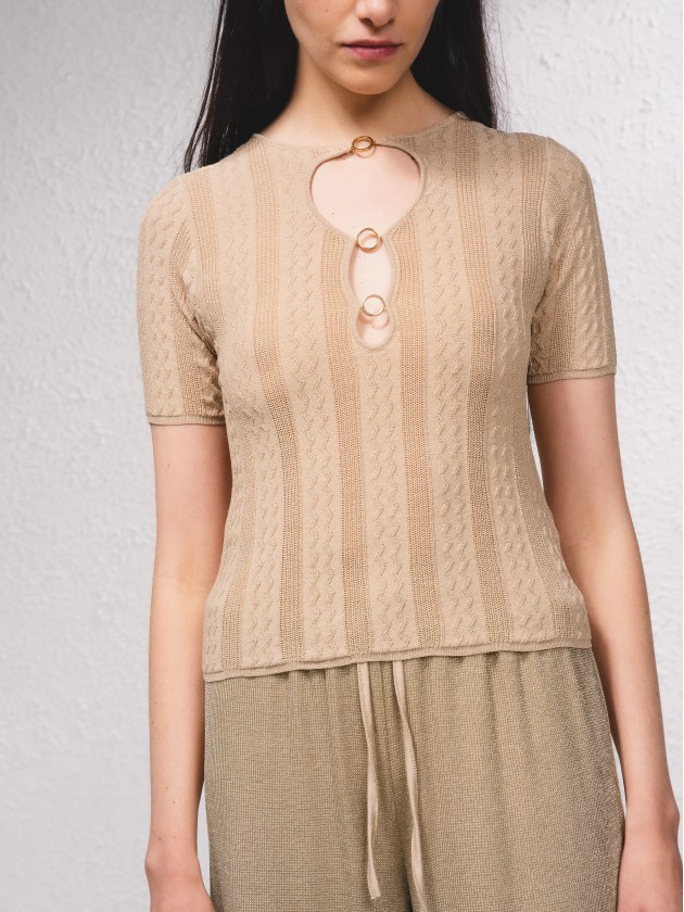 Top em lurex com aberturas  frente