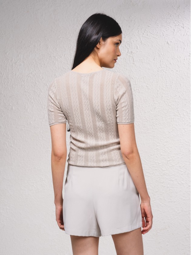 Top em lurex com aberturas  frente