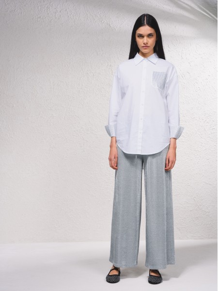 Chemise avec applications brillantes