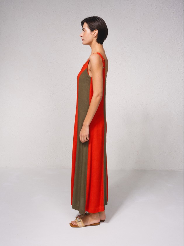 Vestido de alas em contraste