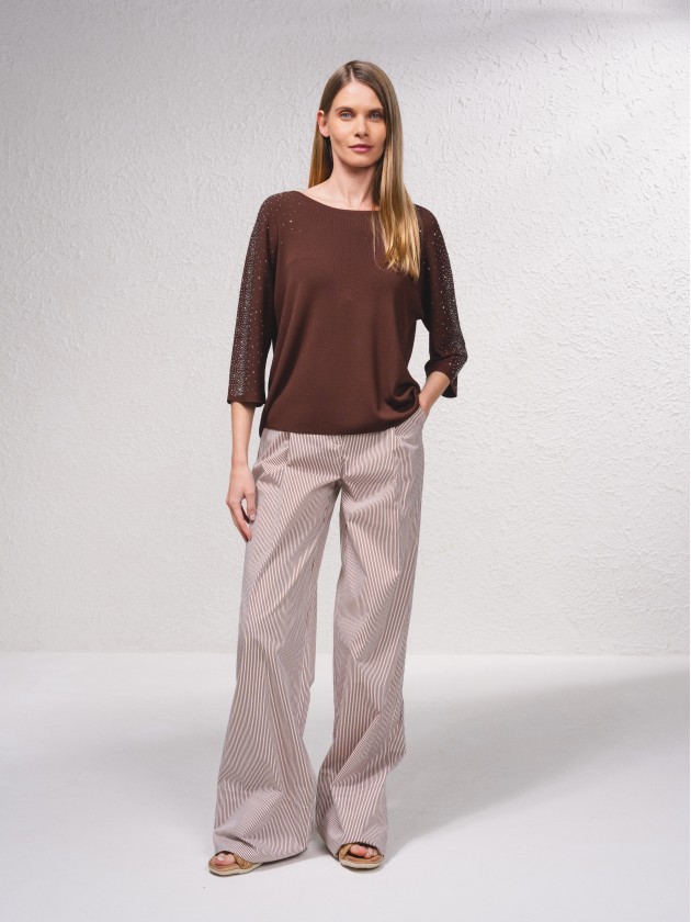 Camisola com aplicaes brilhantes