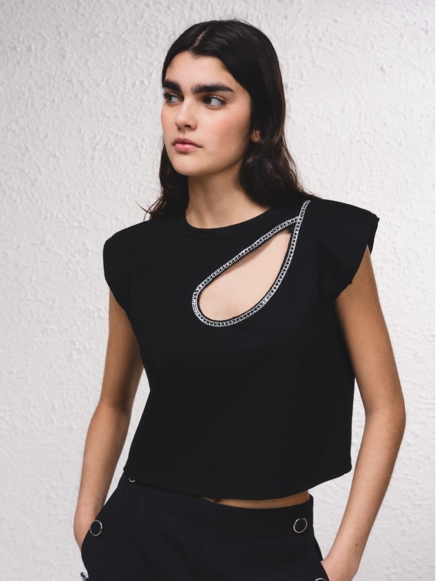 T-shirt com abertura frontal