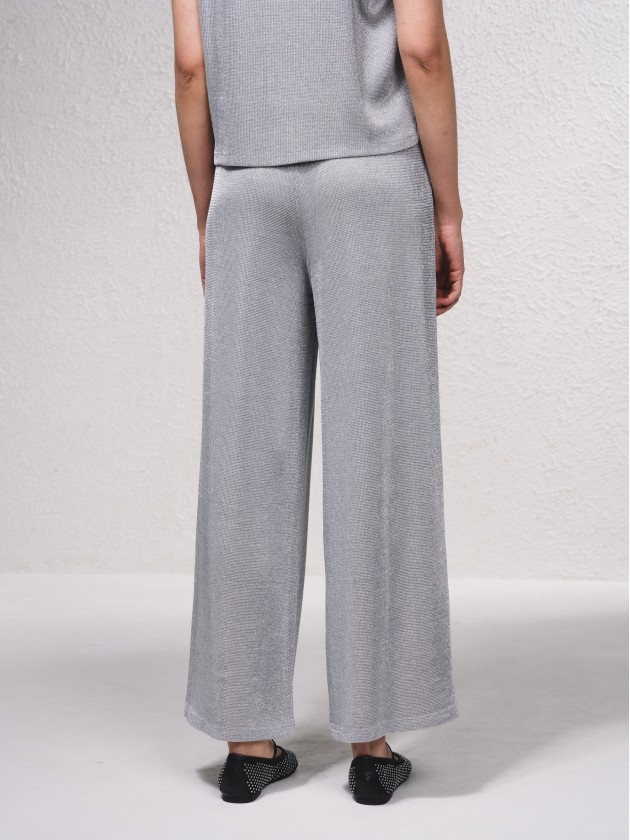 Calas em lurex com atilhos