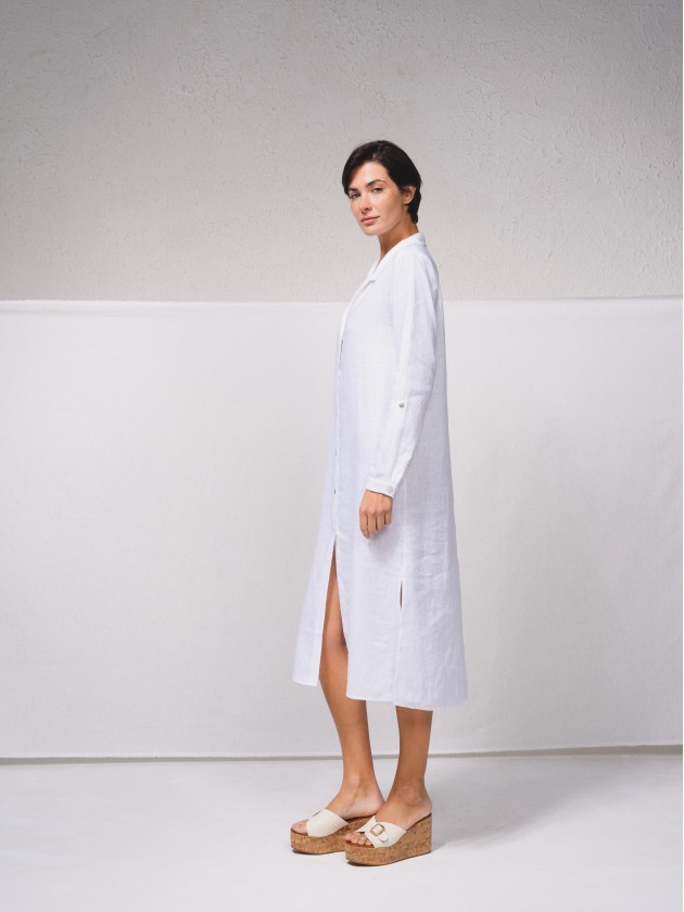 Vestido camiseiro em linho