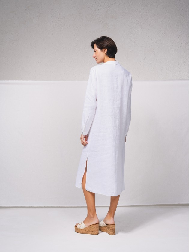 Vestido camiseiro em linho