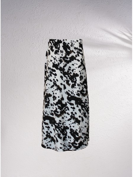 Saia midi acetinada com estampado