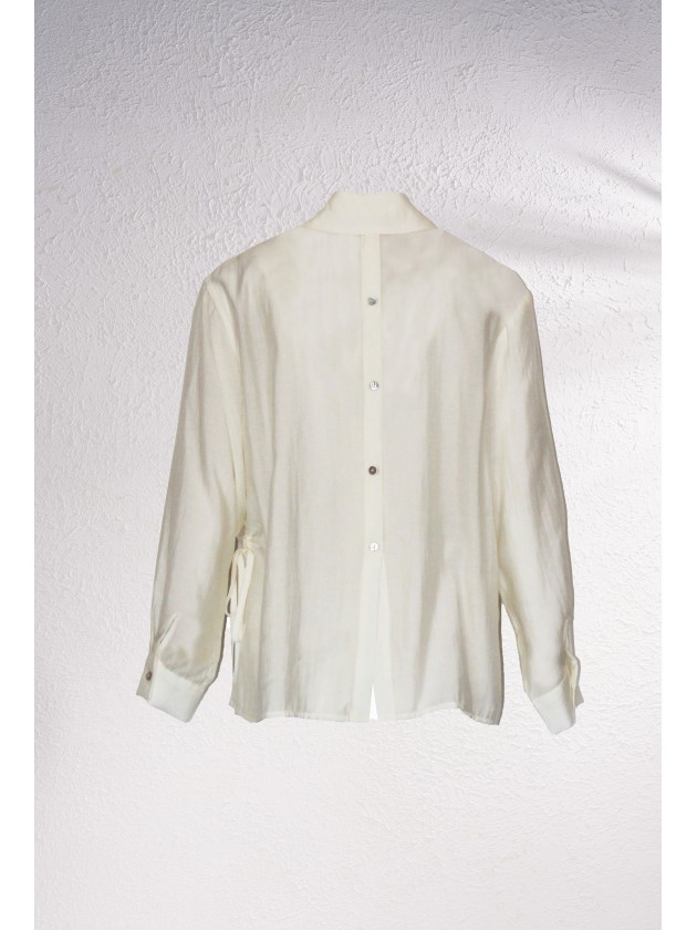 Chemise en tencel avec boutons au dos