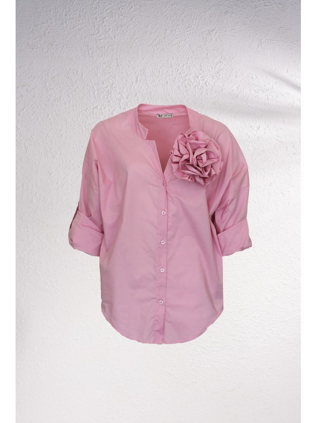 Blusa com flor