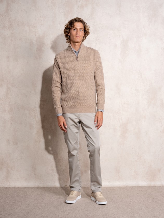 Polo with zipper