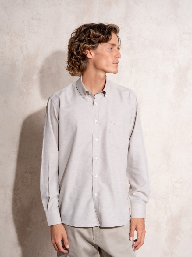 Camisa com bolso