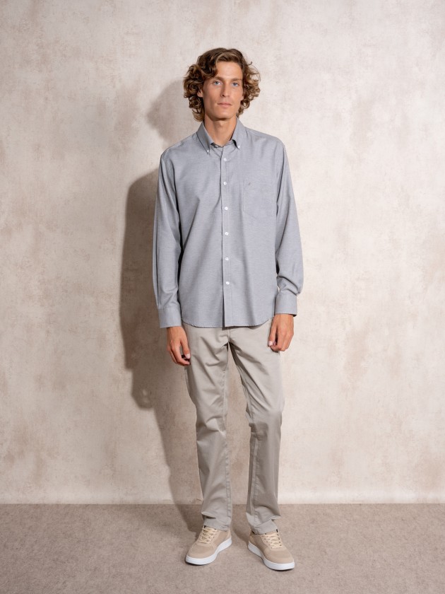 Camisa com bolso