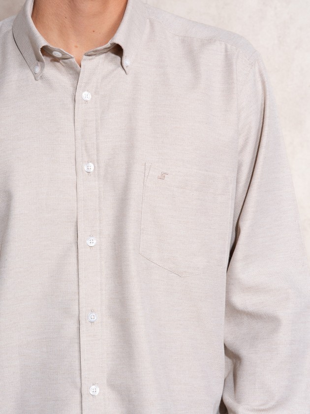 Camisa com bolso