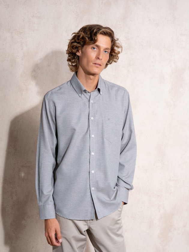 Camisa com bolso