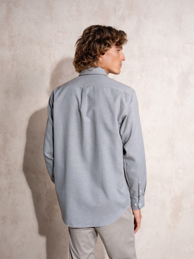 Camisa com bolso