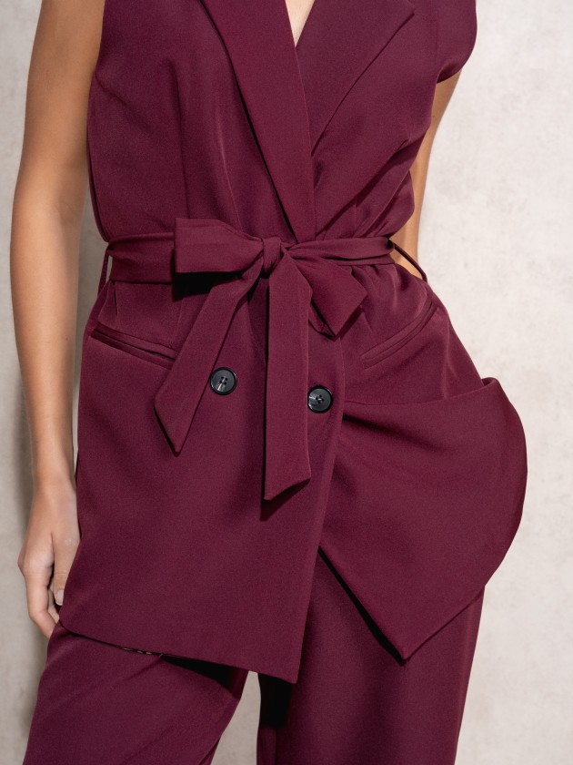Cross-over vest