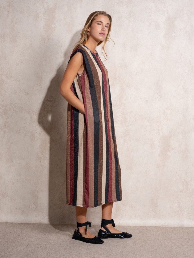 Vestido fio metalizado s riscas