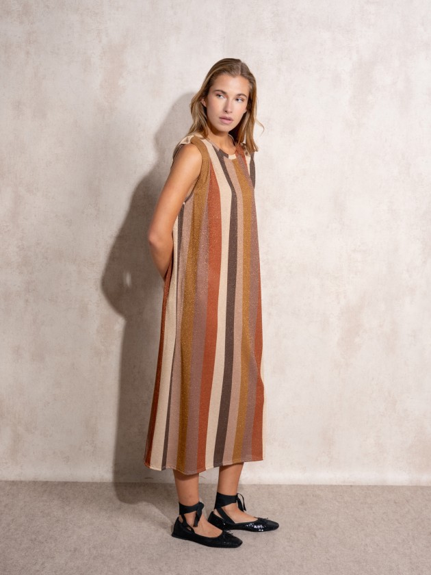 Vestido fio metalizado s riscas