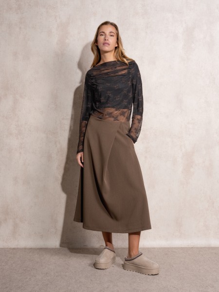 Skirt with pockets