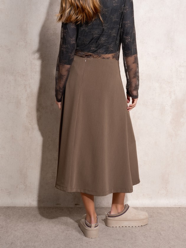 Skirt with pockets
