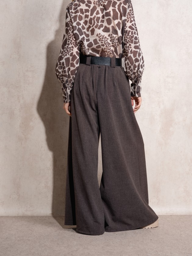 Flare pants with belt
