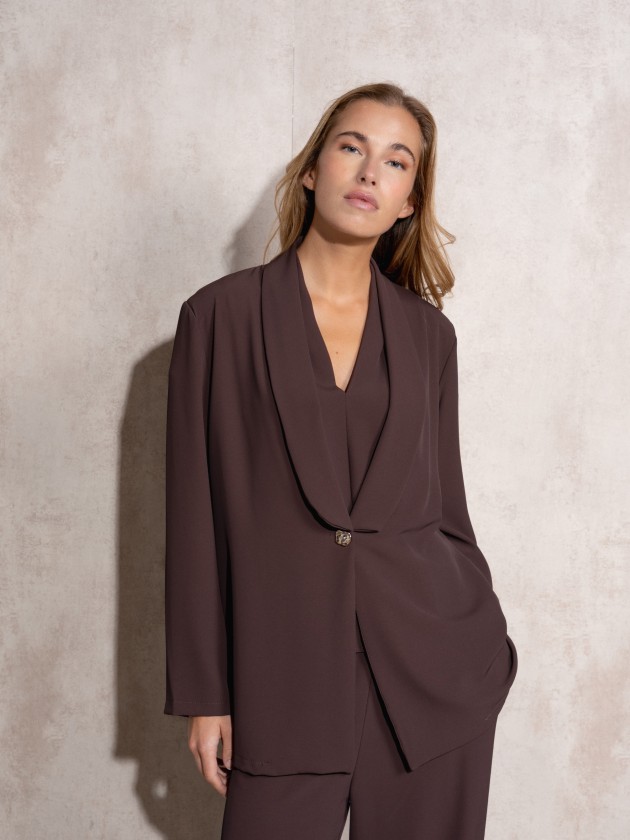 Flowing blazer with lapel