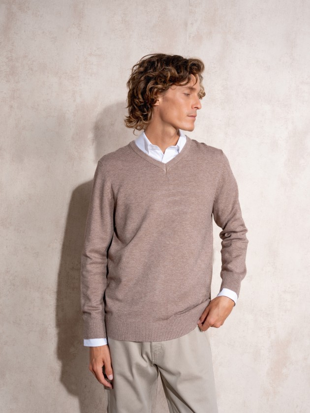 Camisola de malha com decote em bico