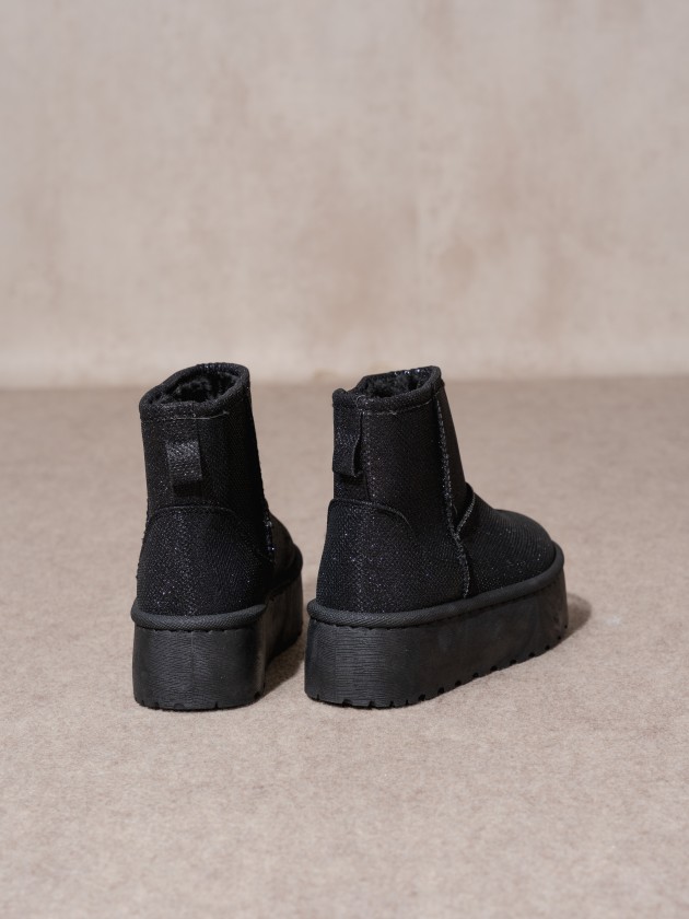 Botas com brilhantes