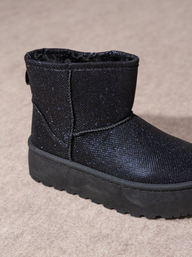 Botas com brilhantes